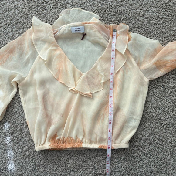 Aritzia Little Moon Rosemary Blouse Yellow Feather - Picture 9 of 11